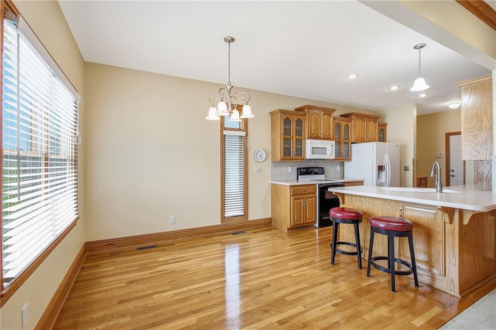 11404 Trevor Drive Property Photo 6