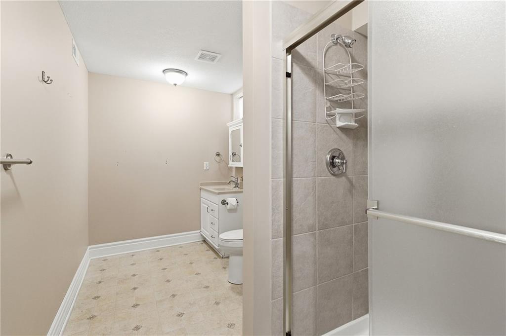 11404 Trevor Drive Property Photo 27