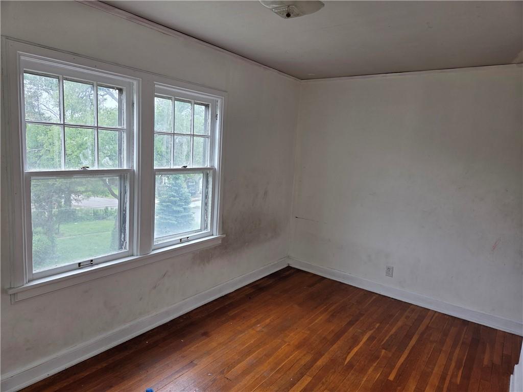 2549 Drury Avenue Property Photo 7