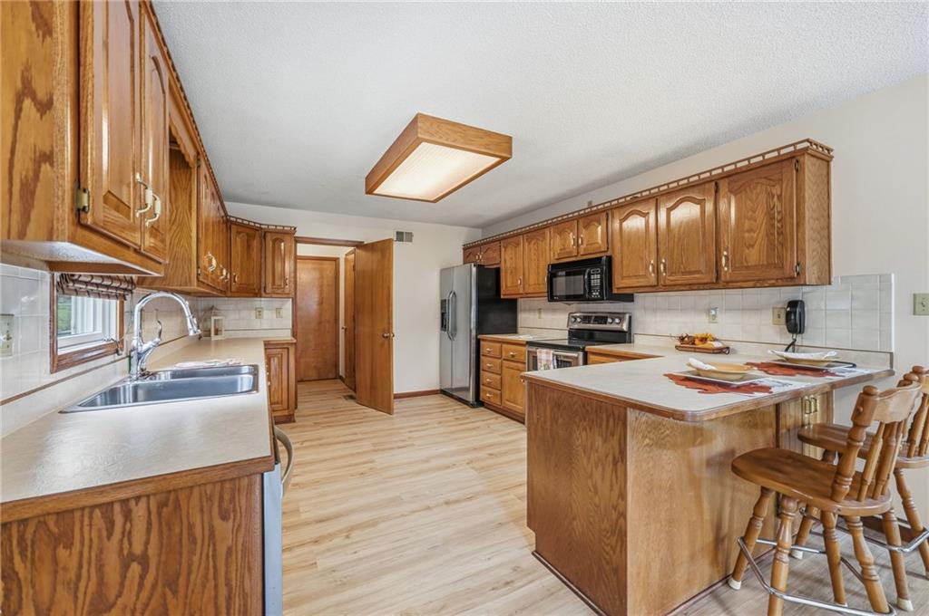10604 E 240th Street Property Photo 14