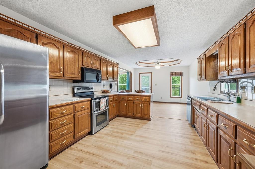 10604 E 240th Street Property Photo 16