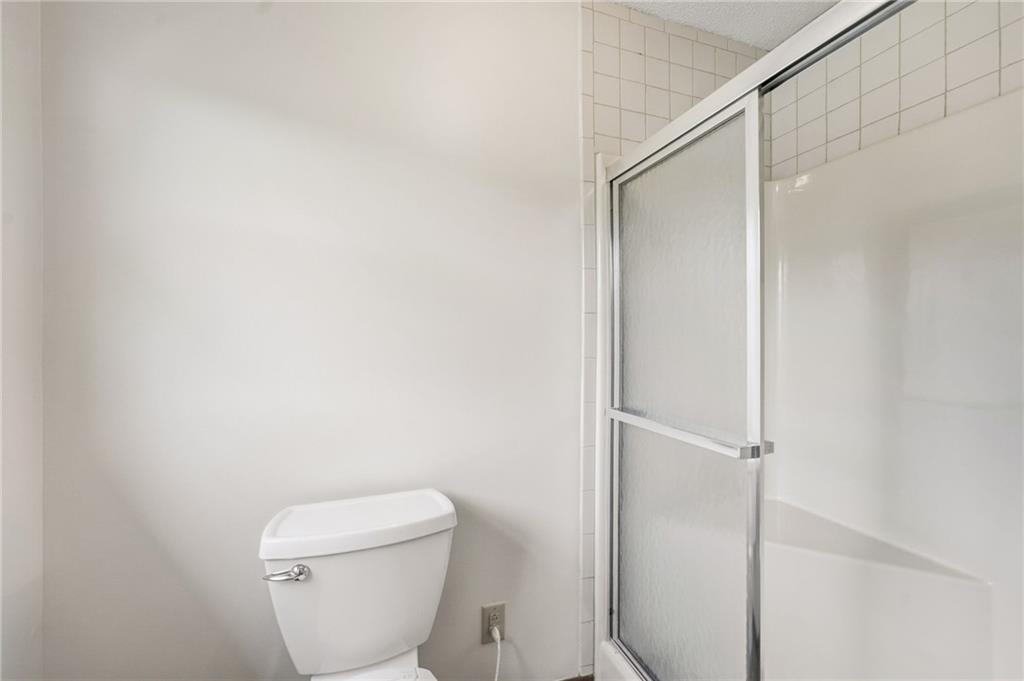 10604 E 240th Street Property Photo 24