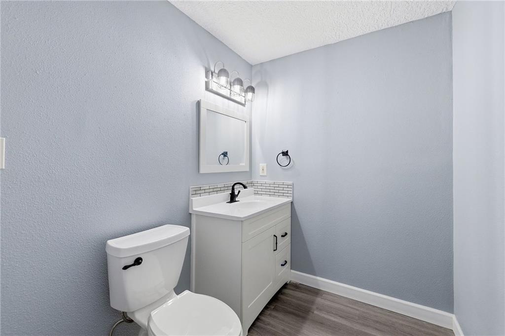 10604 E 240th Street Property Photo 39