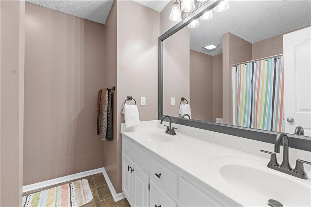 11106 Augusta Drive Property Photo 29