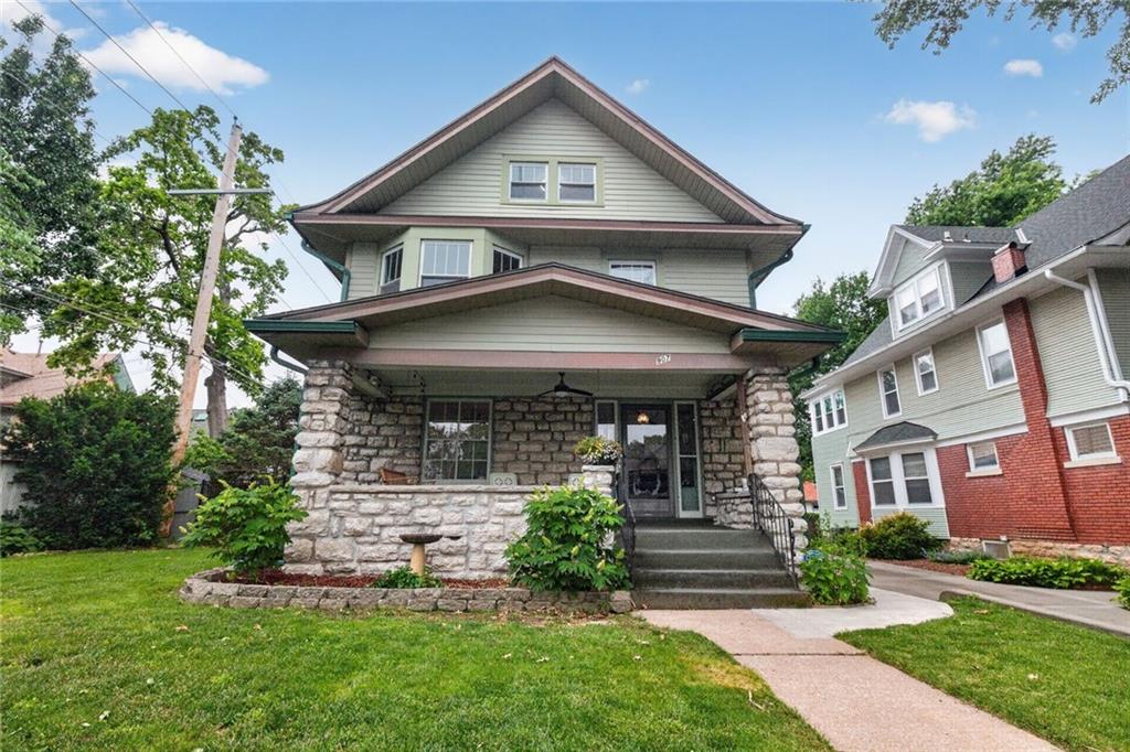 907 W 32nd Street Property Photo