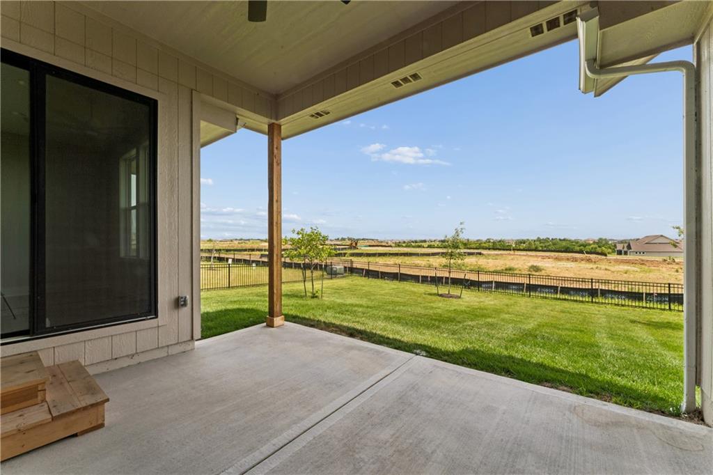 17120 W 168th Place Property Photo 45