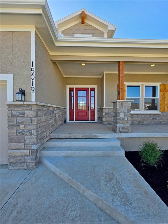 15019 W 130th Street Property Photo 2