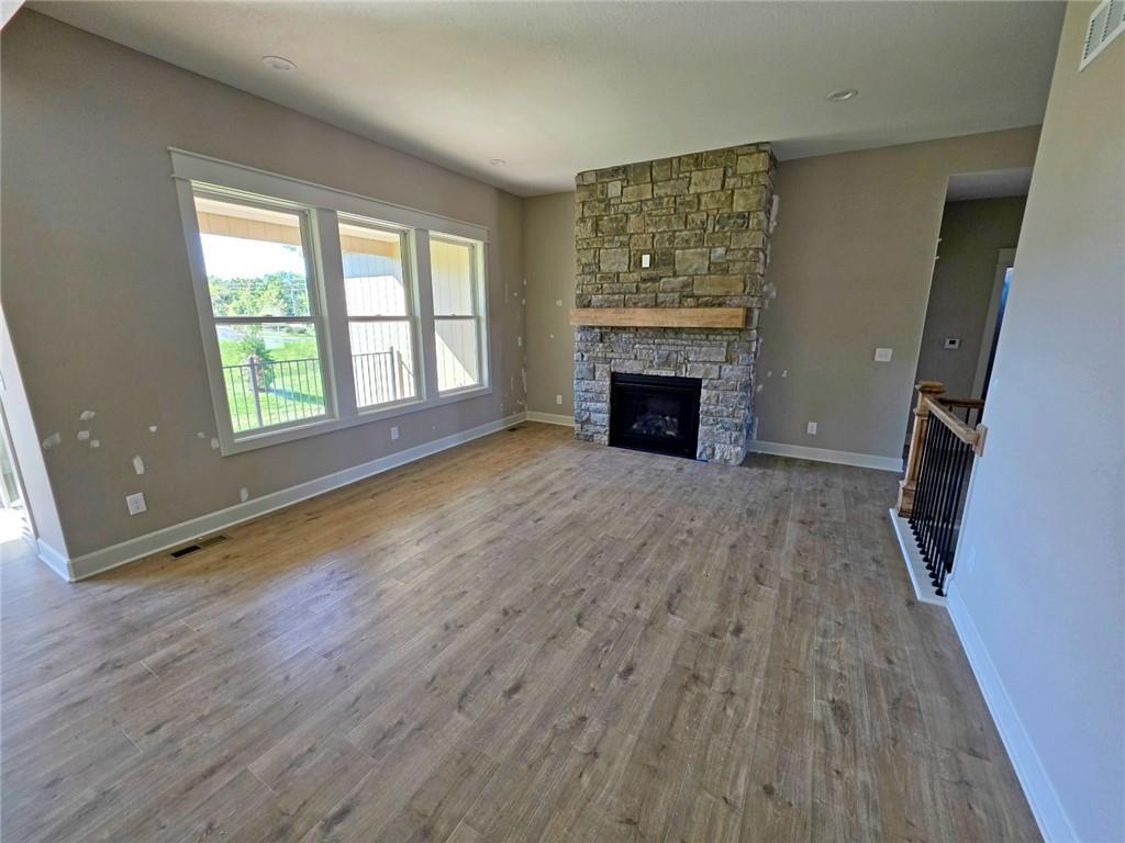 15019 W 130th Street Property Photo 5