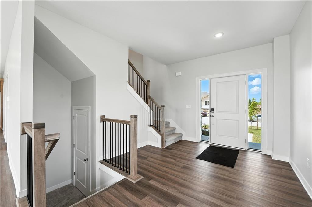 12202 S Emerald Street Property Photo 5