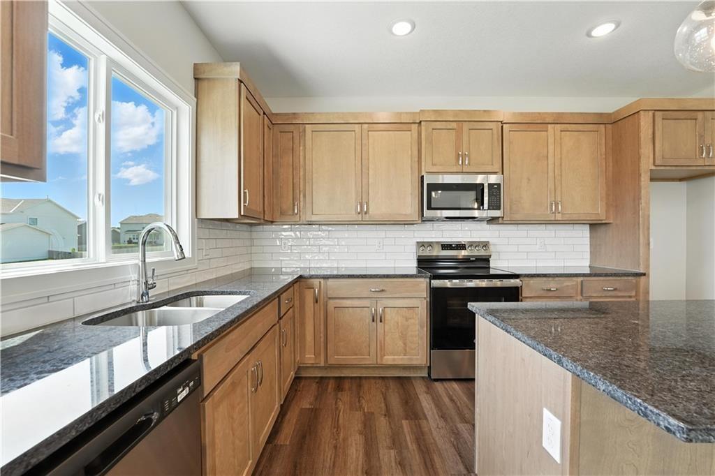 12202 S Emerald Street Property Photo 6