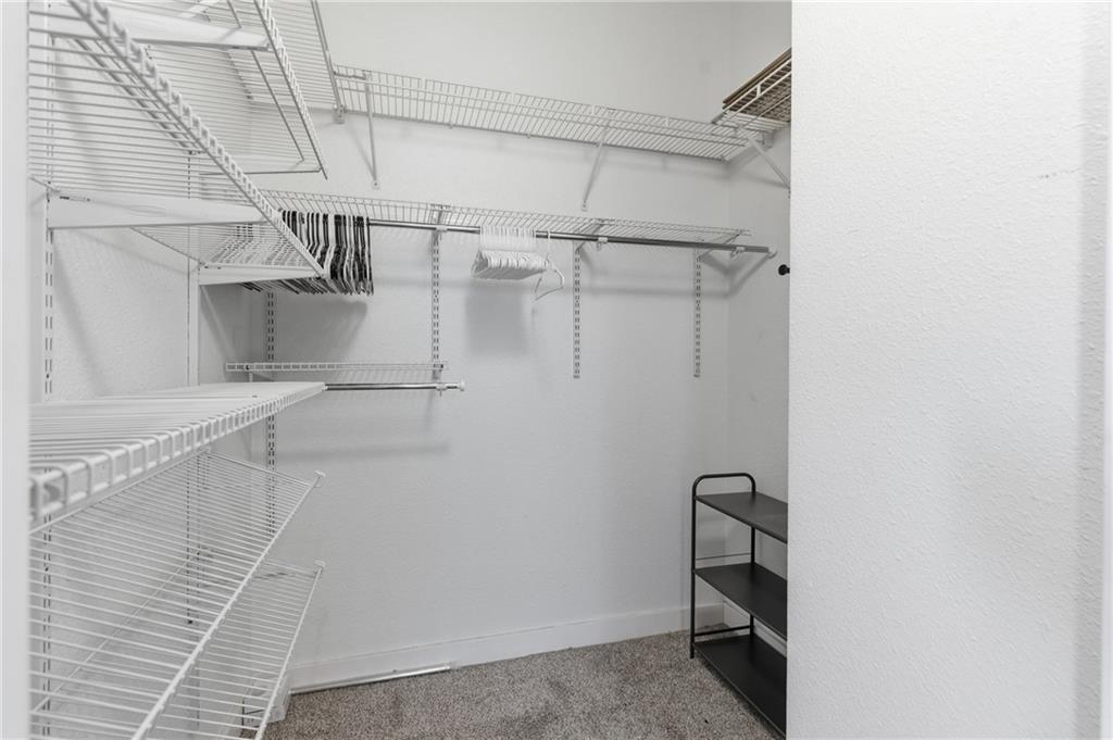 321 W 7th Street Property Photo 16