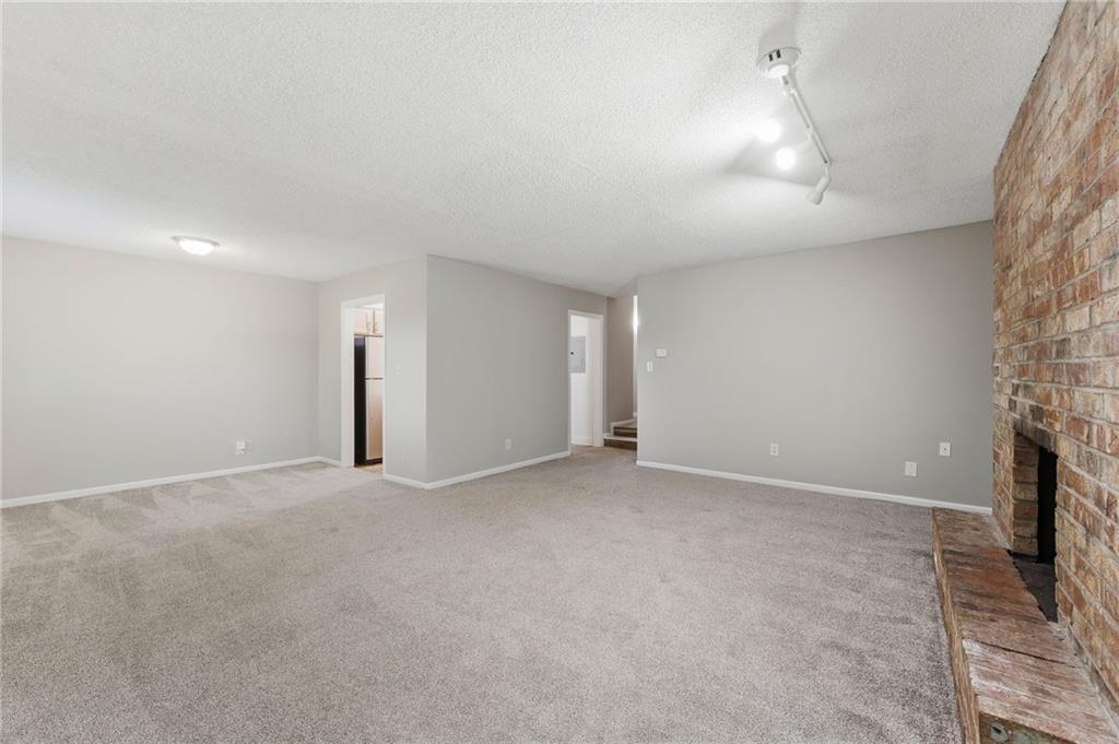 1716 E 97th Street Property Photo 6