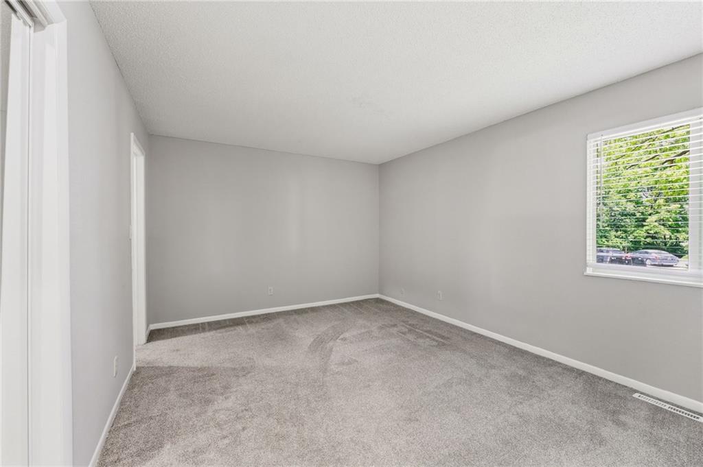 1716 E 97th Street Property Photo 14