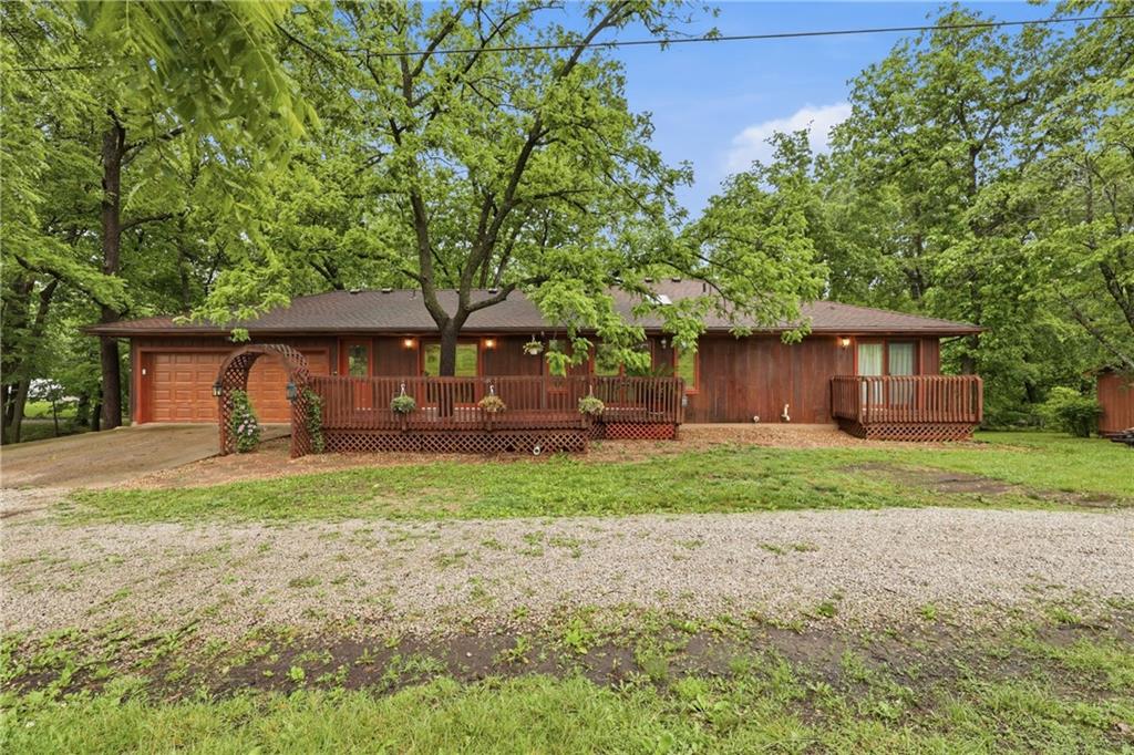 875 Kendall Road Property Photo 2