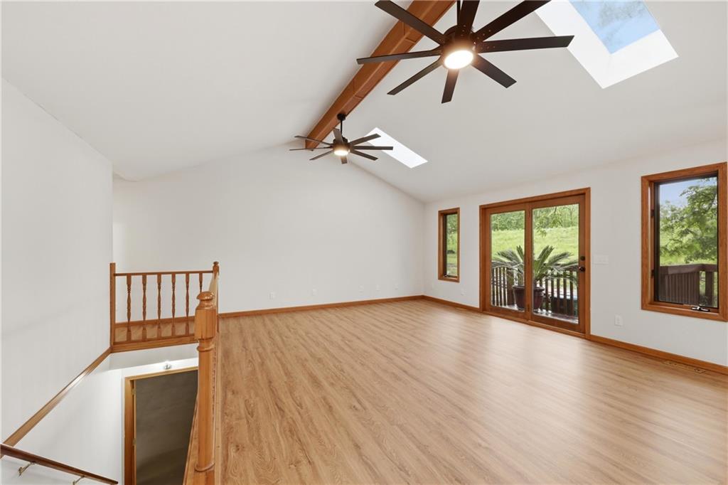 875 Kendall Road Property Photo 9