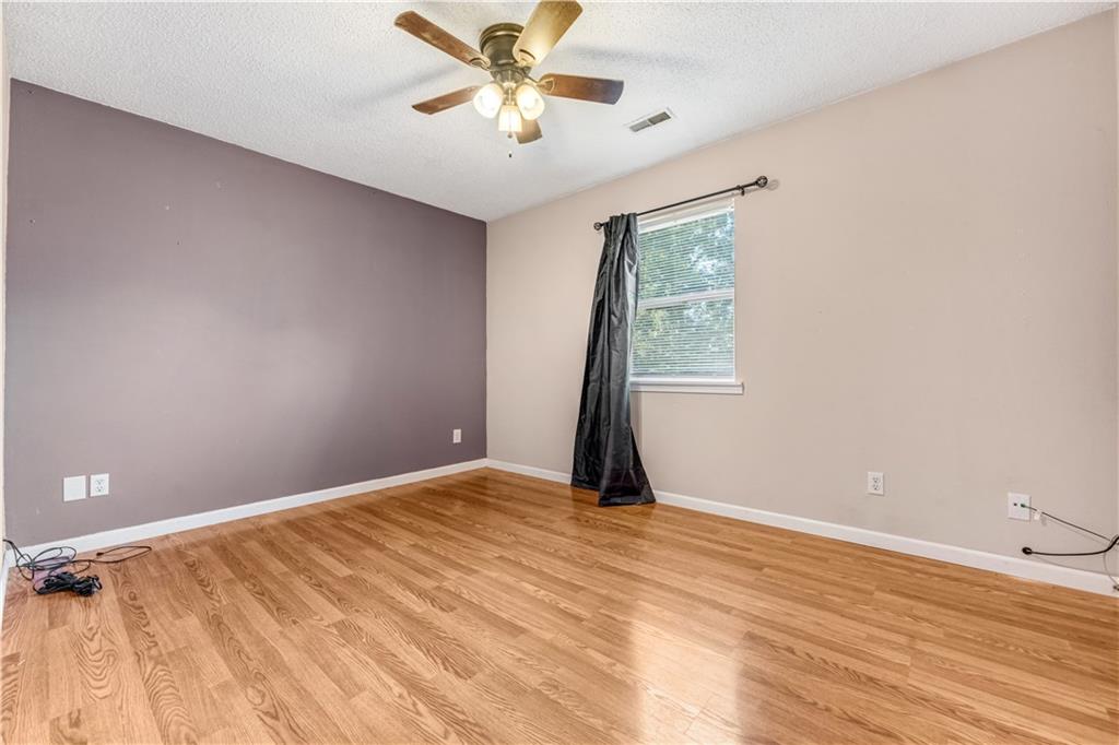 303 N Depp Avenue Property Photo 22