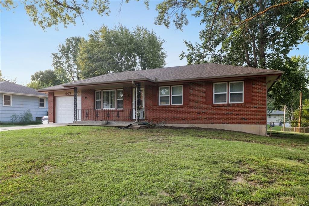1603 Ne 75th Street Property Photo 2