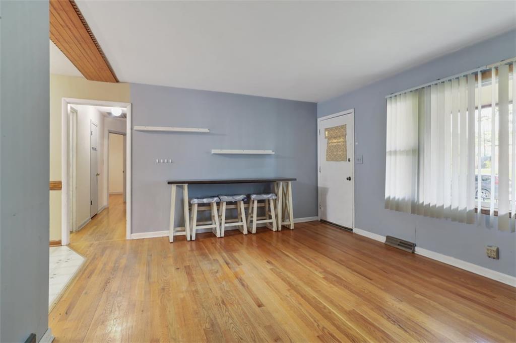 1603 Ne 75th Street Property Photo 6