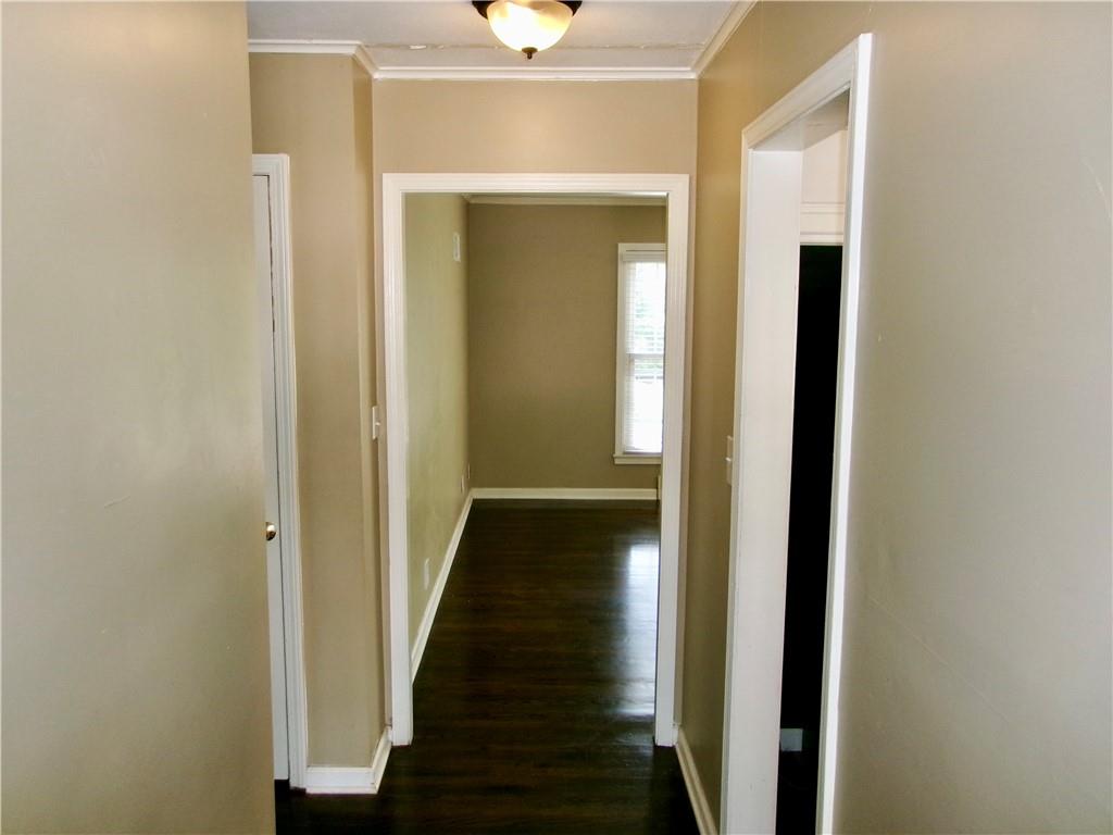 8308 State Line Road Property Photo 5