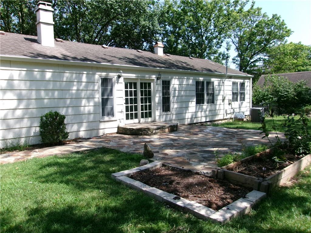8308 State Line Road Property Photo 23