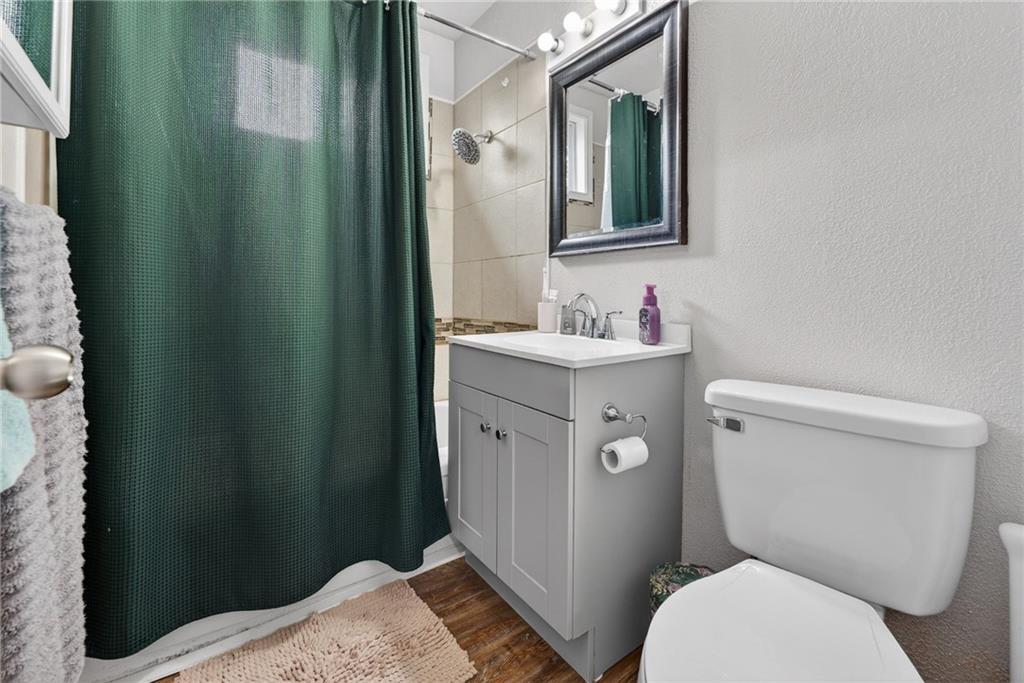 1921 S Ash Avenue Property Photo 12