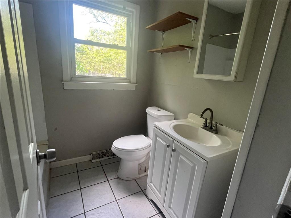 6010 E 149th Street Property Photo 7