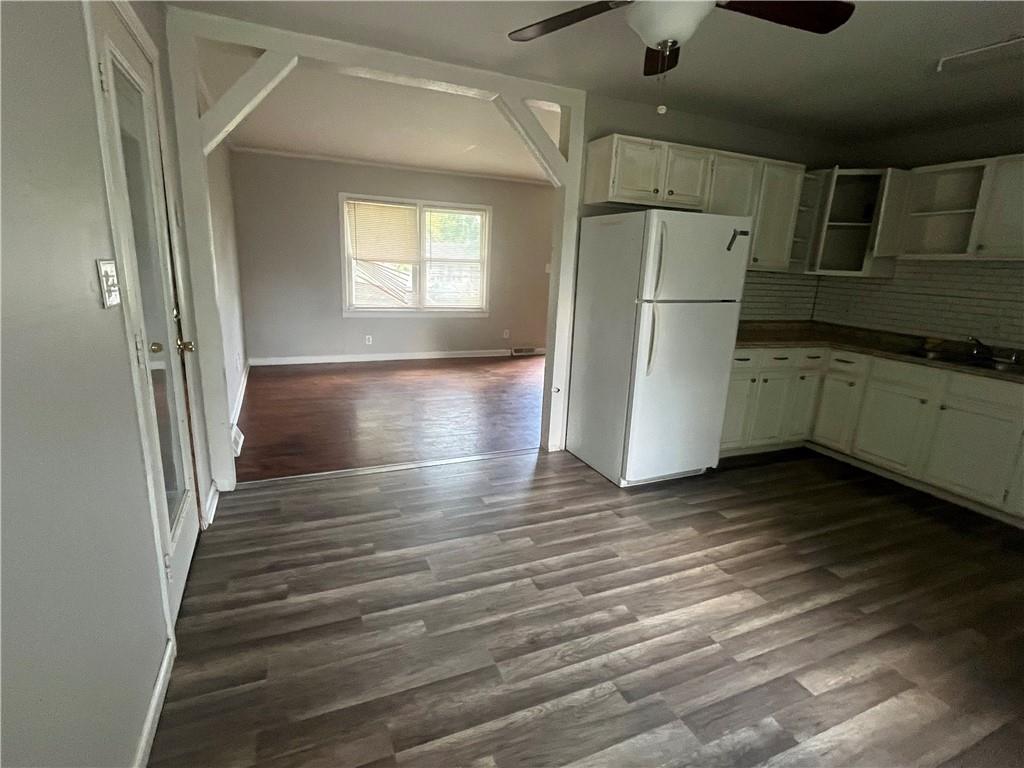 6010 E 149th Street Property Photo 10