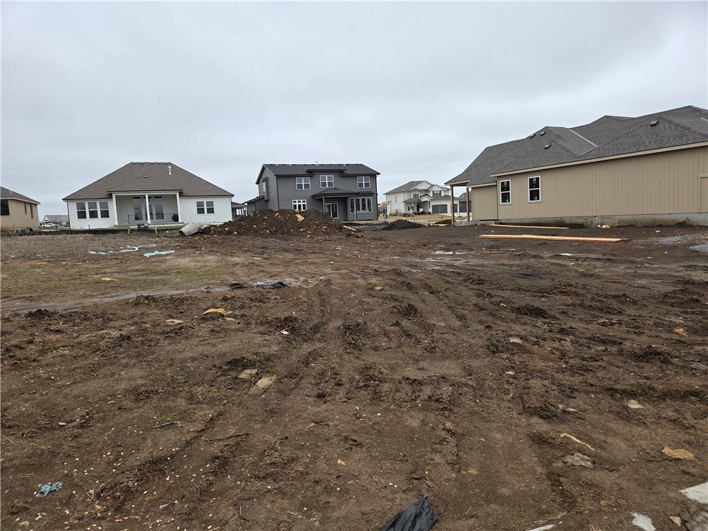 17385 W 169th Place Property Photo 3