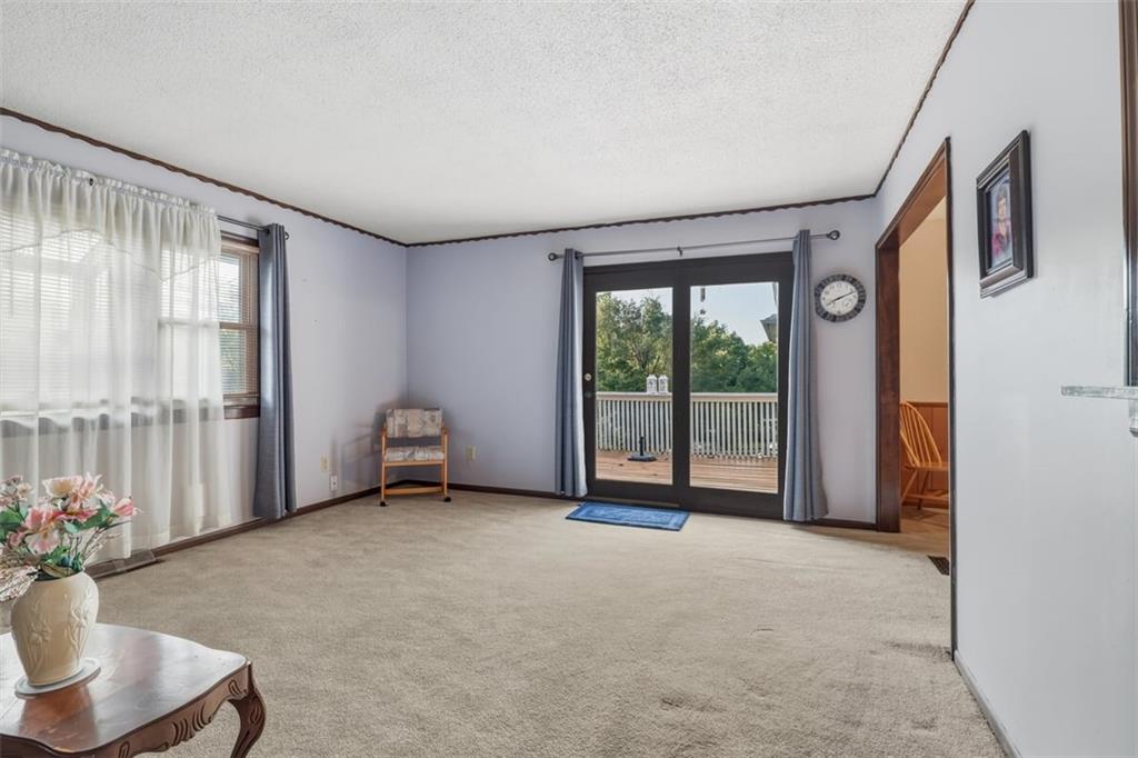 5909 N Broadway Street Property Photo 13
