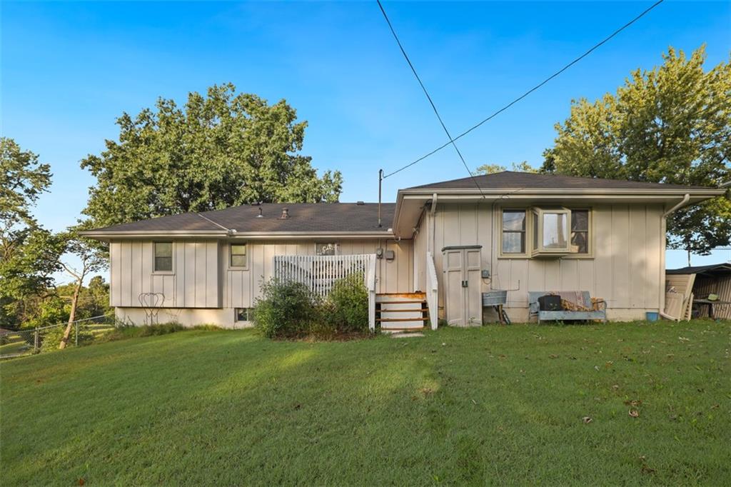 5909 N Broadway Street Property Photo 23