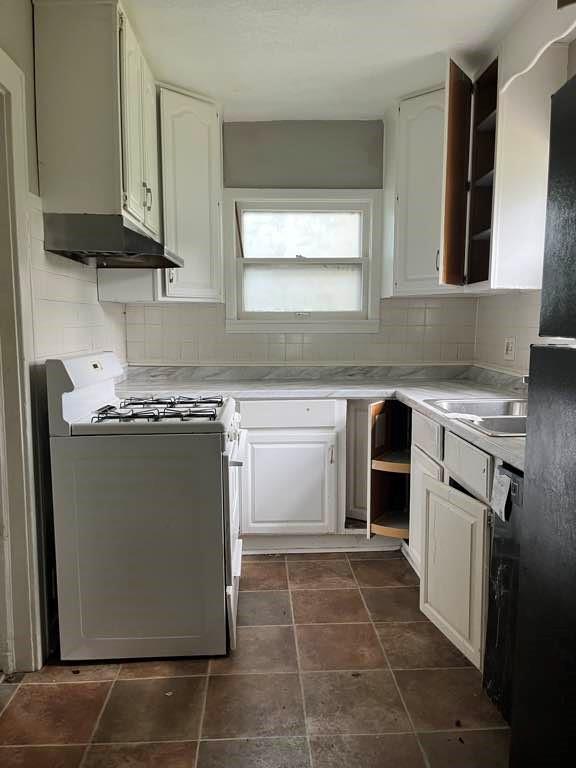6914 Brooklyn Avenue Property Photo 8