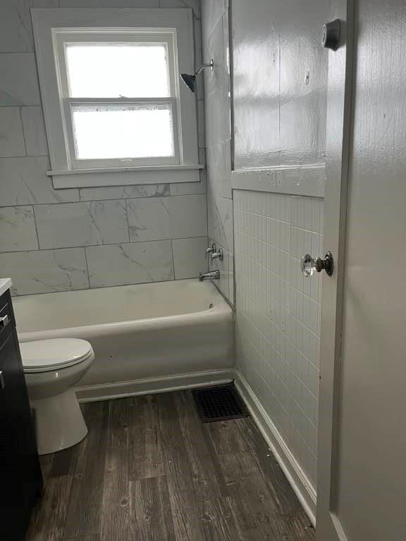 6914 Brooklyn Avenue Property Photo 14
