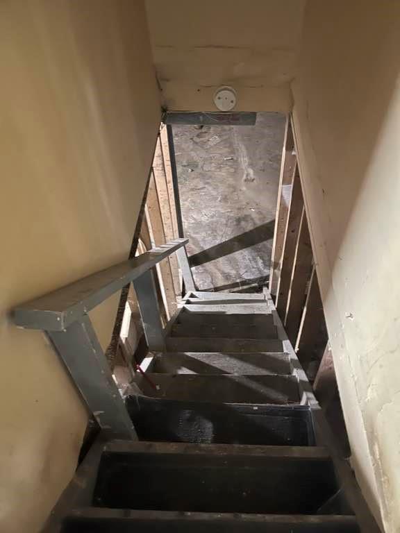 6914 Brooklyn Avenue Property Photo 30