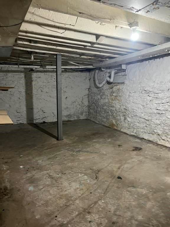 6914 Brooklyn Avenue Property Photo 31