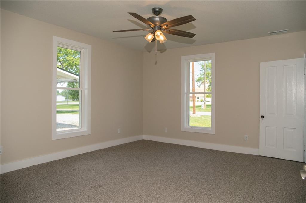 302 Little Brick Road Property Photo 10