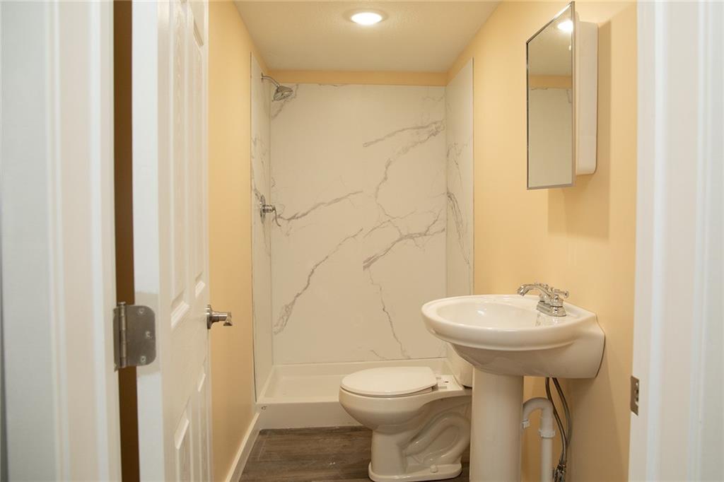302 Little Brick Road Property Photo 16