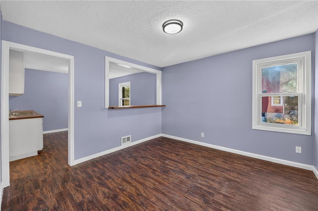 5078 Glenside Drive Property Photo 11