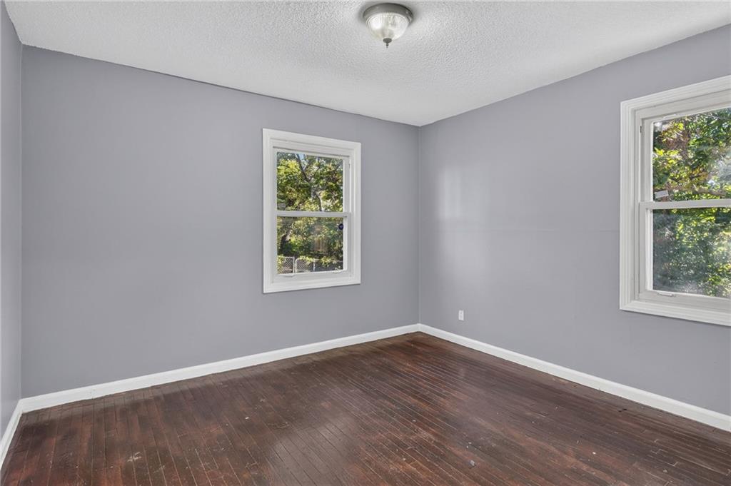 5078 Glenside Drive Property Photo 15