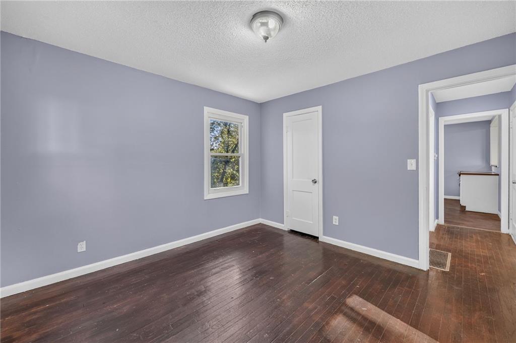 5078 Glenside Drive Property Photo 19