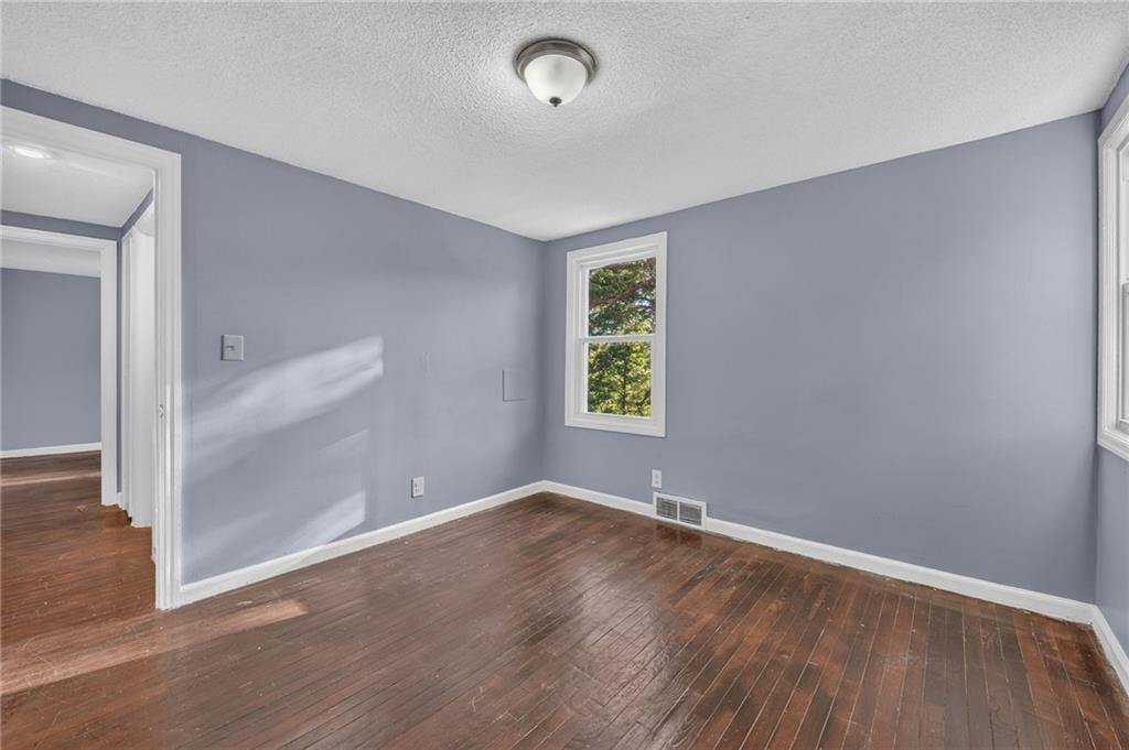 5078 Glenside Drive Property Photo 22