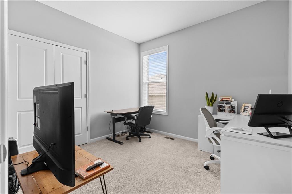 3225 N 109th Place Property Photo 10
