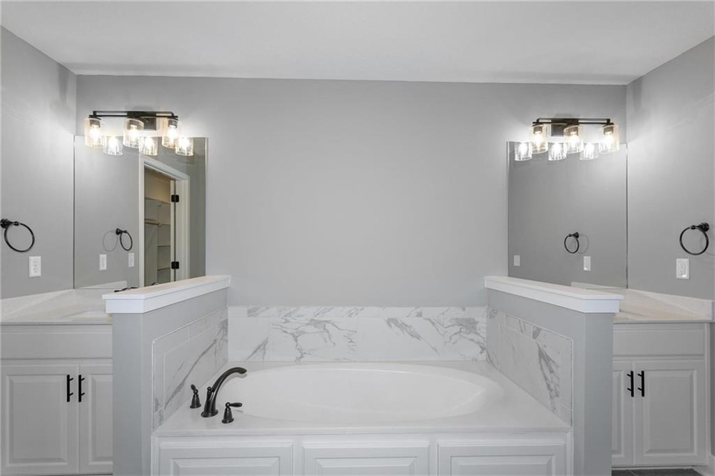 8891 N Monroe Avenue Property Photo 35
