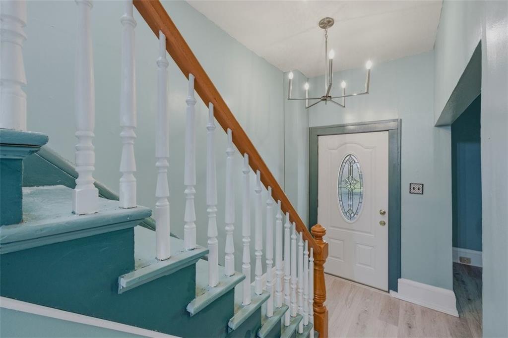 3510 Thompson Avenue Property Photo 5