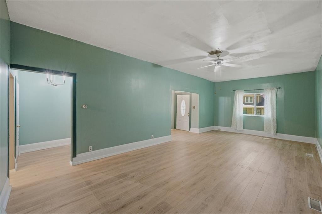 3510 Thompson Avenue Property Photo 7