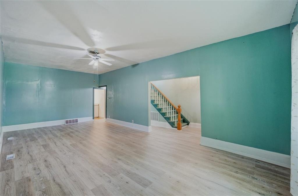 3510 Thompson Avenue Property Photo 8
