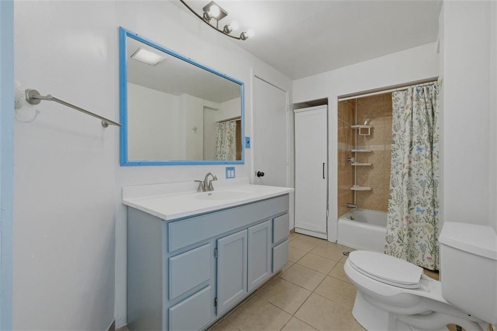 3510 Thompson Avenue Property Photo 24