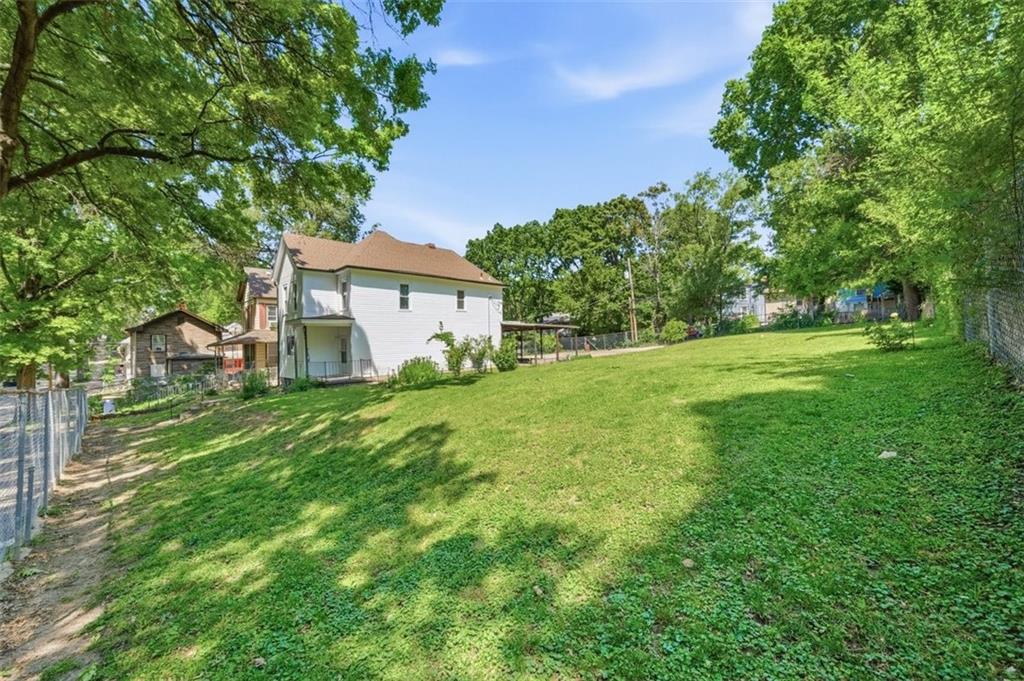 3510 Thompson Avenue Property Photo 33