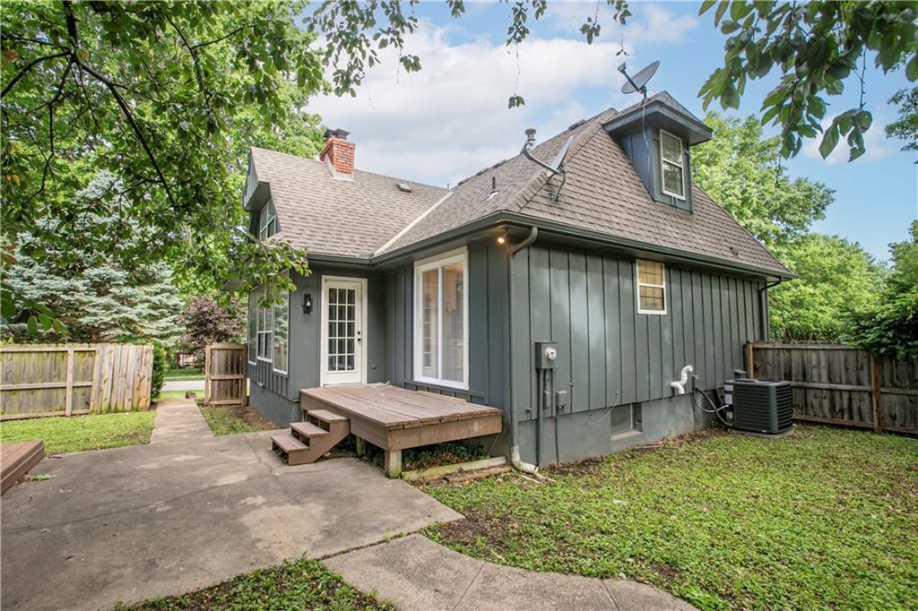 115 N Park Drive Property Photo 45