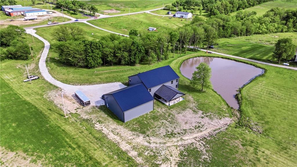 2362 Sw Us 169 Highway Property Photo 49