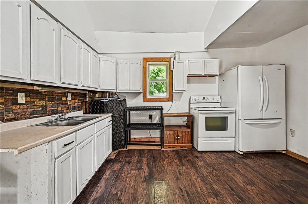 191 N Burns Street Property Photo 6